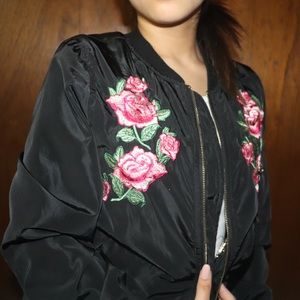 Black bomber jacket with rose embroidered